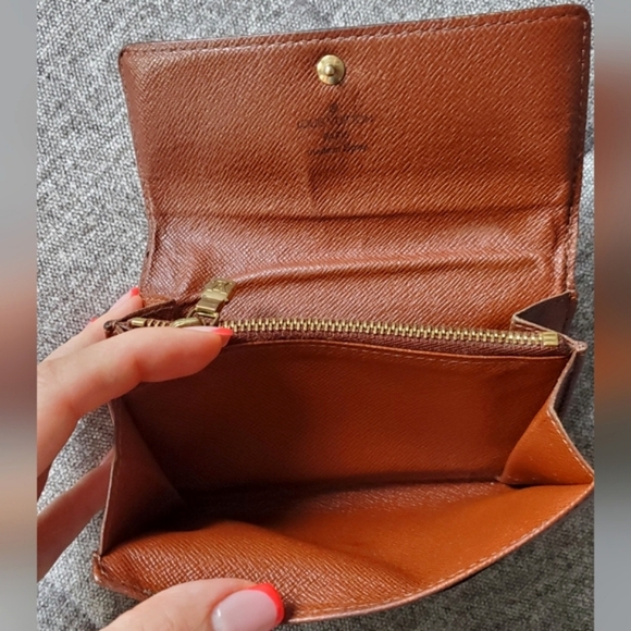 Authentic Vintage Louis Vuitton Brown Monogram Compact Bifold Wallet - Picture 6 of 14